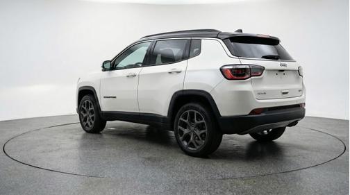 Bright White Clearcoat 2025 Jeep Compass Limited