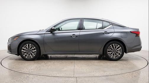 Gun Metallic 2025 Nissan Altima SV FWD