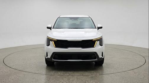 Glacial White Pearl 2024 Kia Sorento S