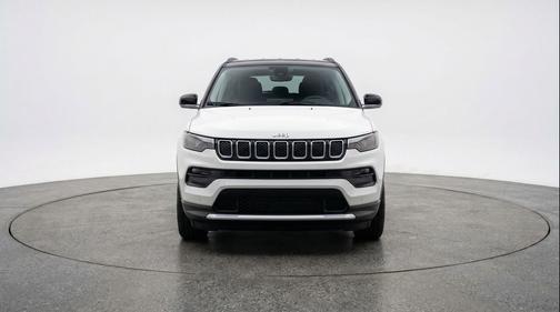 Bright White Clearcoat 2025 Jeep Compass Limited