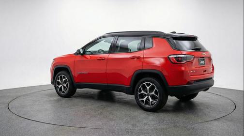 Red Hot Pearlcoat 2025 Jeep Compass Limited
