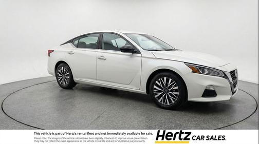 Glacier White 2025 Nissan Altima SV FWD
