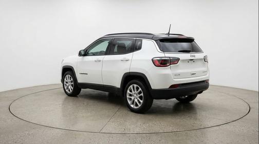 Bright White Clearcoat 2025 Jeep Compass Limited