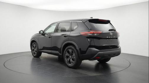 Super Black 2025 Nissan Rogue SV
