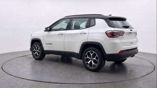 Bright White Clearcoat 2025 Jeep Compass Limited