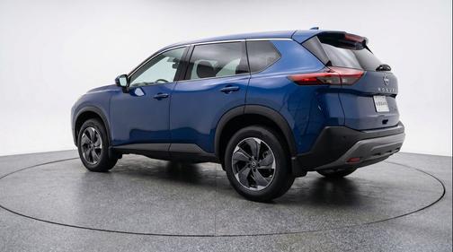 Deep Ocean Blue Pearl 2025 Nissan Rogue SV