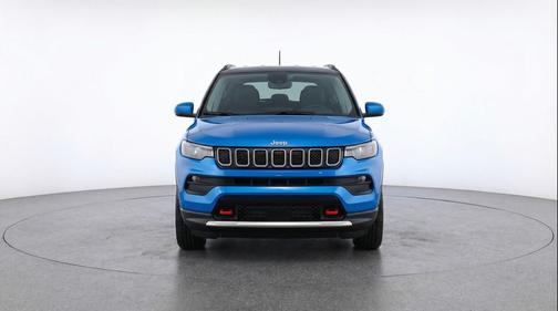 Hydro Blue Pearlcoat 2025 Jeep Compass Trailhawk
