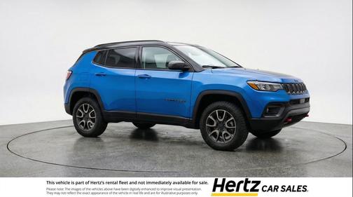 Hydro Blue Pearlcoat 2025 Jeep Compass Trailhawk
