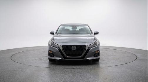 Gun Metallic 2025 Nissan Altima SV FWD