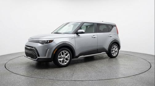 Steel Gray 2025 Kia Soul LX