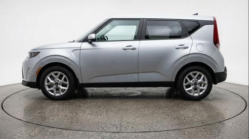 Steel Gray 2025 Kia Soul LX