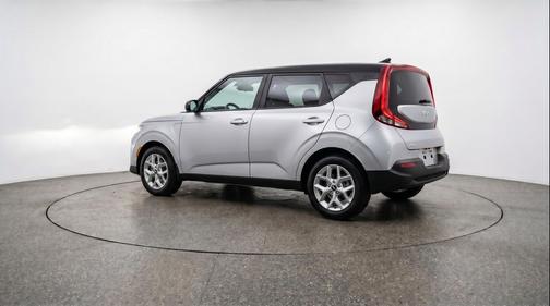 Steel Gray 2025 Kia Soul LX