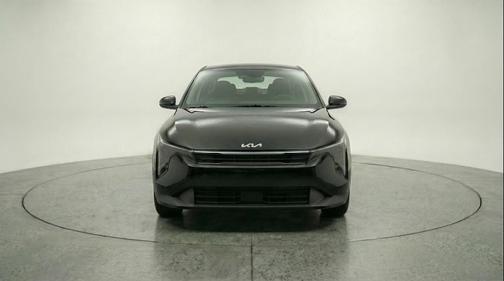 Aurora Black Pearl 2025 Kia K4 LXS