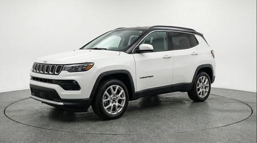 Bright White Clearcoat 2025 Jeep Compass Limited