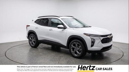 Summit White 2025 Chevrolet Trax LT