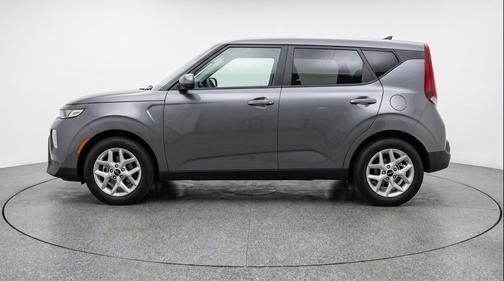 Gravity Gray 2025 Kia Soul LX
