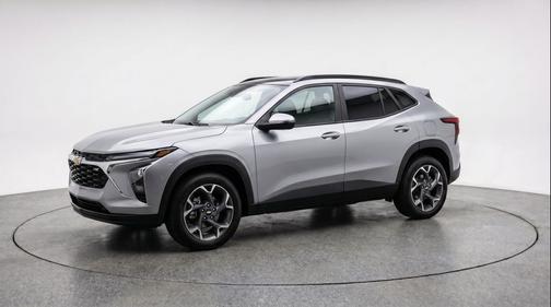 Gray 2025 Chevrolet Trax LT