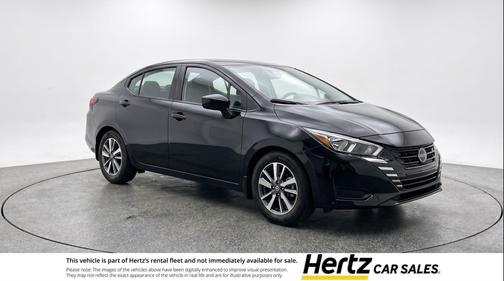Super Black 2025 Nissan Versa 1.6 SV