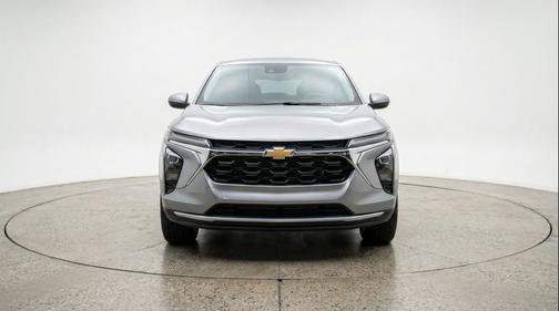Sterling Gray Metallic 2025 Chevrolet Trax LT