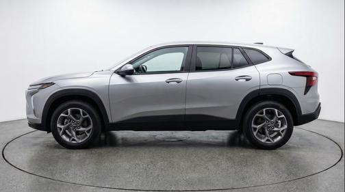 Sterling Gray Metallic 2025 Chevrolet Trax LT