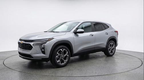 Sterling Gray Metallic 2025 Chevrolet Trax LT