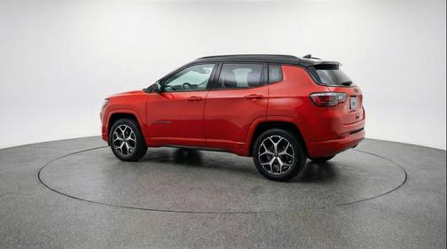 Red Hot Pearlcoat 2025 Jeep Compass Limited