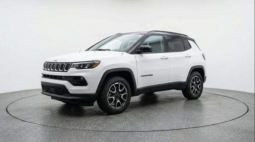Bright White Clearcoat 2025 Jeep Compass Trailhawk