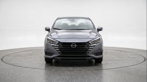 Gun Metallic 2025 Nissan Versa 1.6 SV