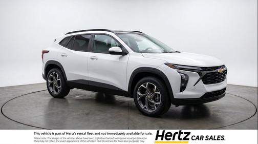 Summit White 2025 Chevrolet Trax LT