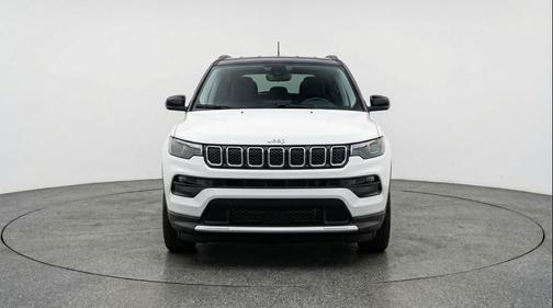 Bright White Clearcoat 2025 Jeep Compass Limited