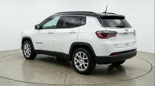 Bright White Clearcoat 2025 Jeep Compass Limited