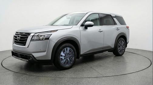 Brilliant Silver Metallic 2025 Nissan Pathfinder SV FWD