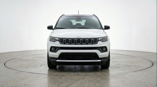 Bright White Clearcoat 2025 Jeep Compass Limited