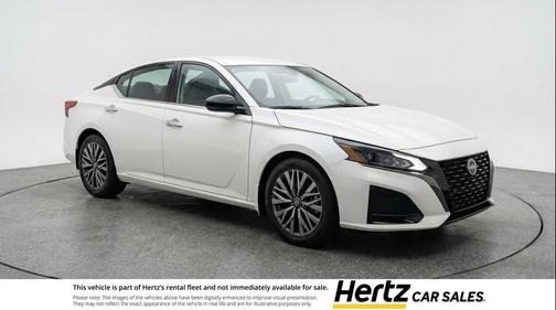 Glacier White 2025 Nissan Altima SV FWD
