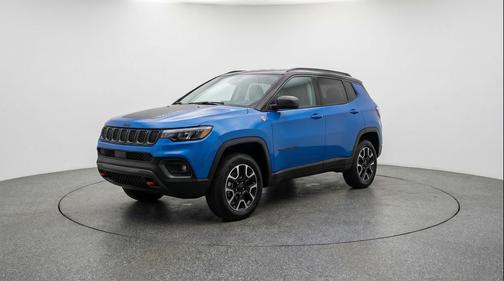 Hydro Blue Pearlcoat 2025 Jeep Compass Trailhawk