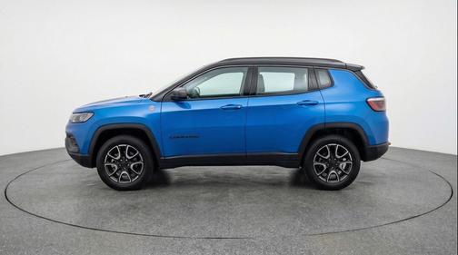 Hydro Blue Pearlcoat 2025 Jeep Compass Trailhawk