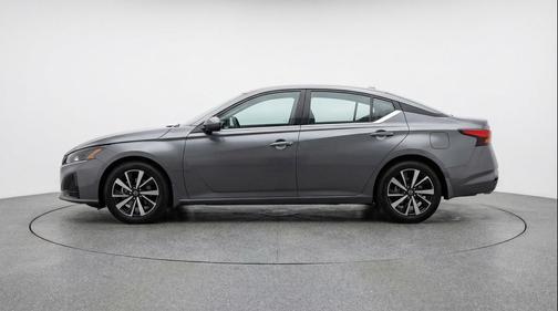 Gun Metallic 2025 Nissan Altima SV FWD