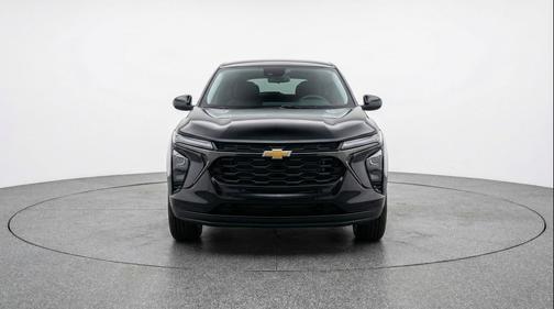 Mosaic Black Metallic 2025 Chevrolet Trax LT