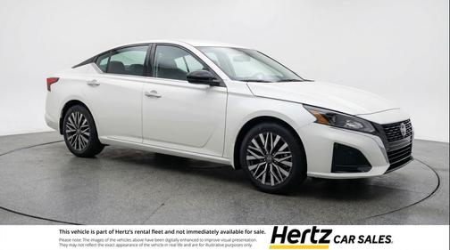 Glacier White 2025 Nissan Altima SV FWD