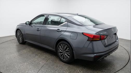 Gun Metallic 2025 Nissan Altima SV FWD