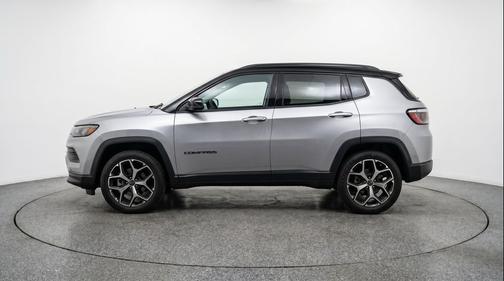 Silver Zynith Metallic Clearcoat 2025 Jeep Compass Limited