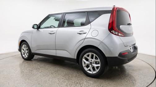 Steel Gray 2025 Kia Soul LX
