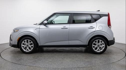 Steel Gray 2025 Kia Soul LX