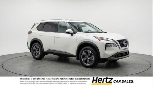 Everest White Pearl Tricoat 2025 Nissan Rogue SV