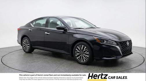 Super Black 2025 Nissan Altima SV FWD