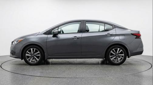 Gun Metallic 2025 Nissan Versa 1.6 SV