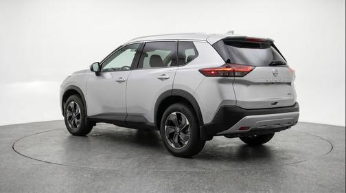 Brilliant Silver Metallic 2025 Nissan Rogue SV