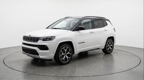 Bright White Clearcoat 2025 Jeep Compass Limited