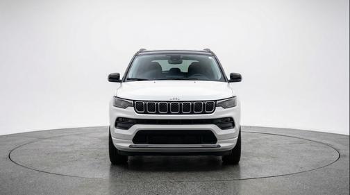 Bright White Clearcoat 2025 Jeep Compass Limited