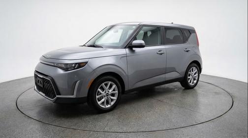 Gravity Gray 2025 Kia Soul LX